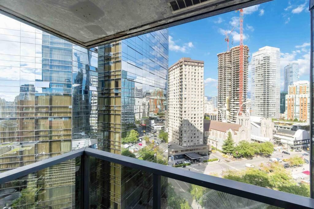 2Br Condo With Breathtaking View In Downtown! Free Parking - 6 Sleep Vancouver Buitenkant foto