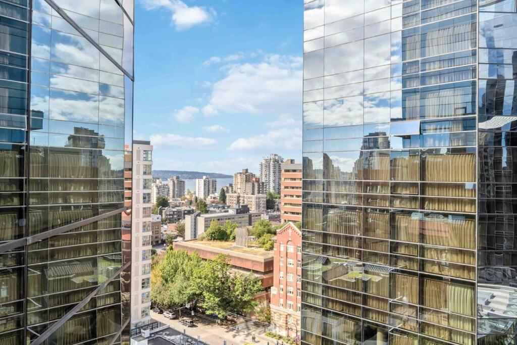 2Br Condo With Breathtaking View In Downtown! Free Parking - 6 Sleep Vancouver Buitenkant foto